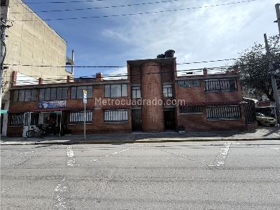 Casa en venta en Engativa, Bogotá · foto 2 de 15