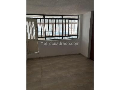 Casa en venta en Engativa, Bogotá · foto 9 de 15