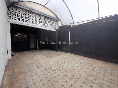 Casa de 5 alcobas en venta en Los Alcazares, Bogotá, 456 m² · foto 14 de 17