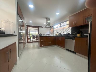 Casa de 4 alcobas en venta en Casa En Conjunto Cerrado, Cajicá, 313 m² · foto 6 de 20