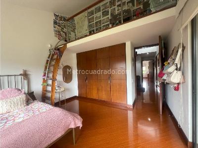 Casa de 4 alcobas en venta en Casa En Conjunto Cerrado, Cajicá, 313 m² · foto 10 de 20