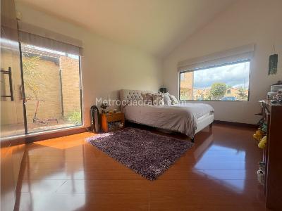 Casa de 4 alcobas en venta en Casa En Conjunto Cerrado, Cajicá, 313 m² · foto 11 de 20