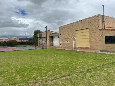 Casa de 4 alcobas en venta en Casa En Conjunto Cerrado, Cajicá, 313 m² · foto 20 de 20