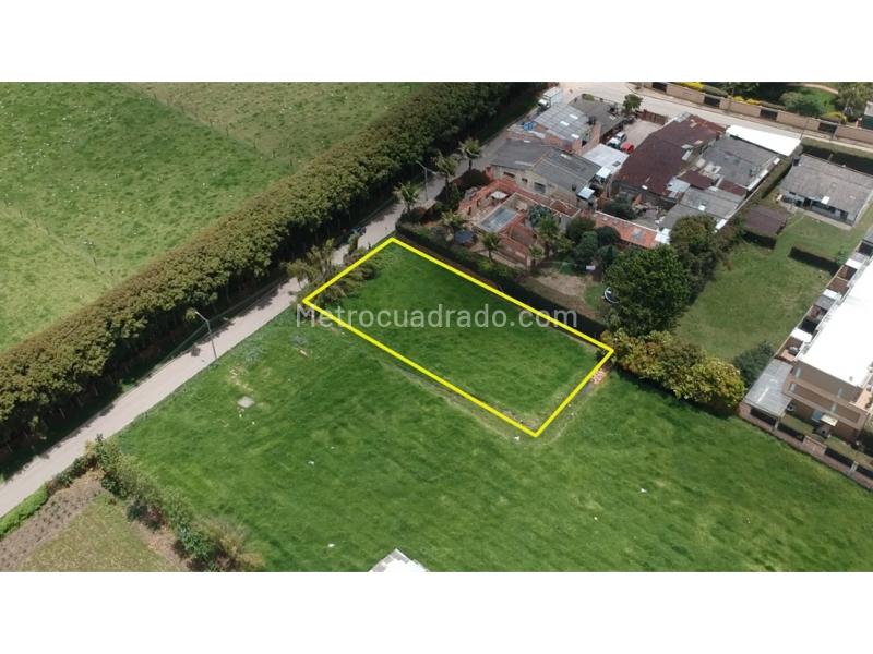 Lote en Venta, Canelon, Cajicá - Más