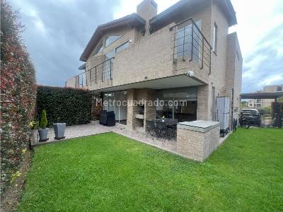 Casa de 3 alcobas en venta en Conjunto Cerrado, Cajicá, 158 m² · foto 18 de 20