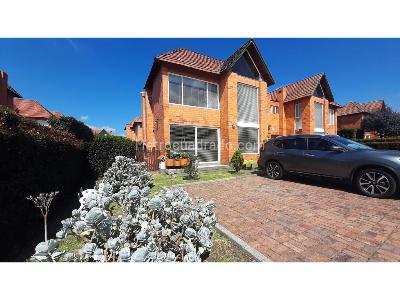 Casa en venta en Vereda Bojaca, Chía · foto 2 de 20