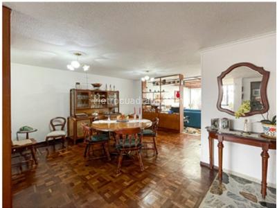 Casa de 5 alcobas en venta en Pontevedra, Bogotá, 240 m² · foto 8 de 15