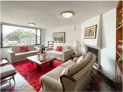 Casa de 5 alcobas en venta en Pontevedra, Bogotá, 240 m² · foto 12 de 15