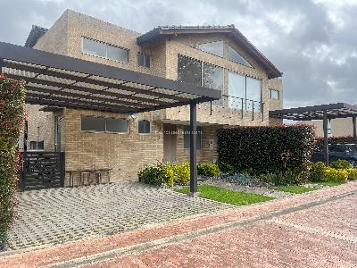 $1.190.000.000 en Caminos De Cajica