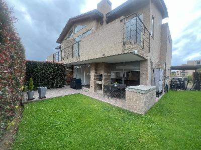 Casa de 3 alcobas en venta en Caminos De Cajica, Cajicá, 156 m² · foto 9 de 11