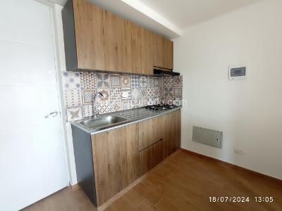 Apartamento de 2 alcobas en venta en Los Ejidos, Bogotá, 46 m² · foto 2 de 14
