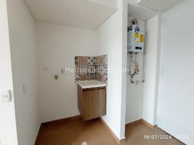 Apartamento de 2 alcobas en venta en Los Ejidos, Bogotá, 46 m² · foto 3 de 14