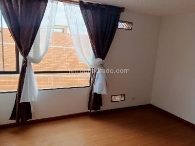 Apartamento de 3 alcobas en venta en Soacha, Soacha, 10 m² · foto 4 de 7