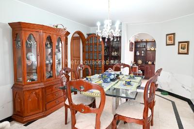Casa de 4 alcobas en venta en San Jose De Bavaria, Bogotá, 132 m² · foto 3 de 20