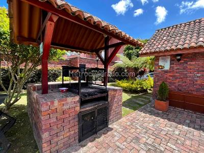 Casa en venta en 20 De Julio, Chía · foto 2 de 20