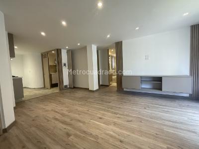 Apartamento en venta en Bella Suiza, Bogotá · foto 3 de 18
