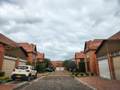 Casa de 3 alcobas en venta en Delicias Norte, Chía, 400 m² · foto 14 de 15