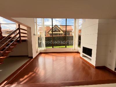 Casa de 3 alcobas en venta en Vereda Cerca De Piedra, Chía, 354 m² · foto 3 de 20