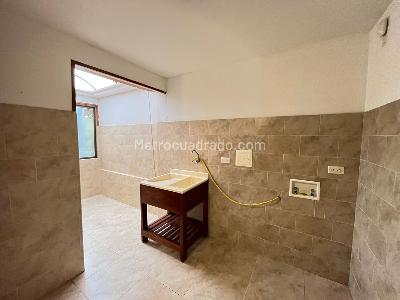 Casa de 3 alcobas en venta en Vereda Cerca De Piedra, Chía, 354 m² · foto 9 de 20