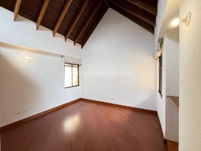 Casa de 3 alcobas en venta en Vereda Cerca De Piedra, Chía, 354 m² · foto 17 de 20