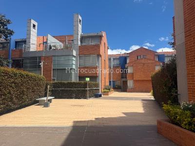 Casa de 4 alcobas en arriendo en Colina Campestre, Bogotá, 202 m² · foto 19 de 20