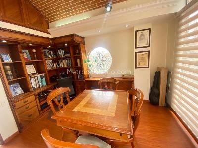 Casa de 4 alcobas en venta en Altos De Gratamira, Bogotá, 216 m² · foto 13 de 20