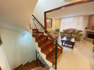 Casa de 4 alcobas en venta en Altos De Gratamira, Bogotá, 216 m² · foto 20 de 20