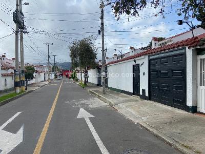 Casa en venta en Villa Del Prado, Bogotá · foto 3 de 20