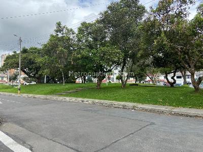 Casa en venta en Villa Del Prado, Bogotá · foto 4 de 20