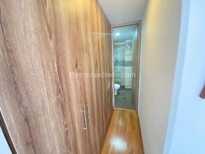 Apartaestudio en venta en Cedritos, Bogotá, 51 m² · foto 3 de 20
