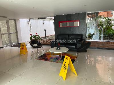 Apartamento en venta en Cedritos, Bogotá · foto 2 de 20