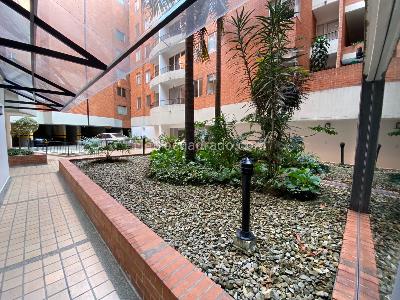 Apartamento en venta en Cedritos, Bogotá · foto 3 de 20