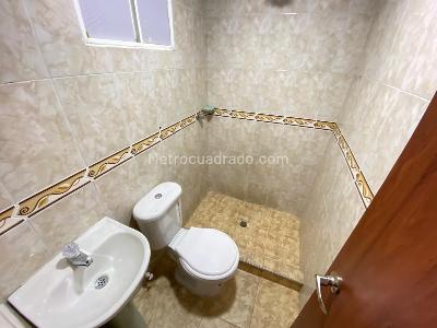 Casa de 4 alcobas en venta en La Riviera, Bogotá, 108 m² · foto 9 de 20