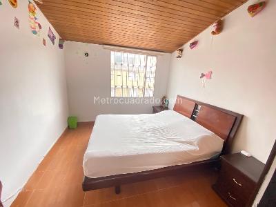 Casa de 2 alcobas en venta en Aures Suba, Bogotá, 52 m² · foto 12 de 17