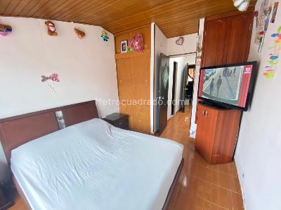 Casa de 2 alcobas en venta en Aures Suba, Bogotá, 52 m² · foto 13 de 17