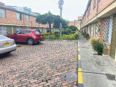 Casa de 2 alcobas en venta en Aures Suba, Bogotá, 52 m² · foto 9 de 17
