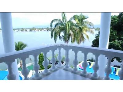 Casa de 5 alcobas en venta en Girardot, Girardot, 850 m² · foto 9 de 20
