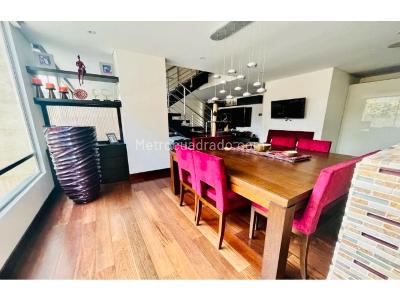Apartamento de 2 alcobas en venta en Chico Norte, Bogotá, 170 m² · foto 3 de 17