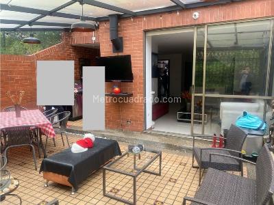 Casa en venta en Gratamira, Bogotá · foto 3 de 18