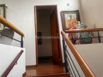 Casa en venta en Gratamira, Bogotá · foto 6 de 18