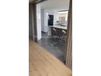 Apartamento de 3 alcobas en venta en Chico, Bogotá, 383 m² · foto 13 de 20
