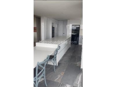 Apartamento de 3 alcobas en venta en Chico, Bogotá, 383 m² · foto 14 de 20