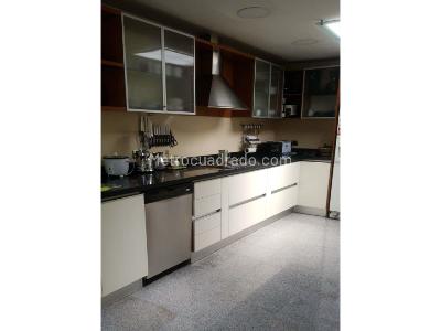 Casa de 4 alcobas en venta en Calatrava, Bogotá, 280 m² · foto 13 de 20