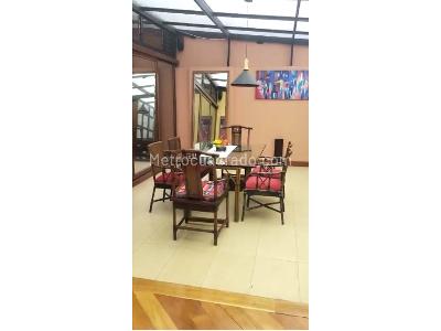 Apartamento en venta en La Carolina, Bogotá · foto 2 de 13
