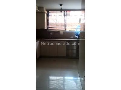 Apartamento en venta en La Carolina, Bogotá · foto 5 de 13