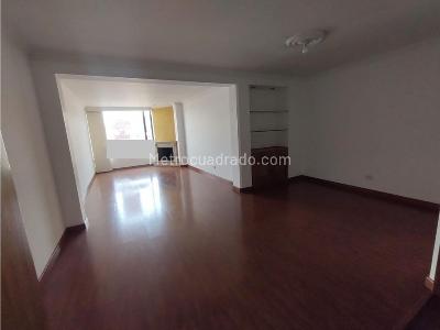Apartamento de 3 alcobas en venta en Santa Barbara, Bogotá, 147 m² · foto 2 de 20