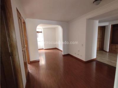 Apartamento de 3 alcobas en venta en Santa Barbara, Bogotá, 147 m² · foto 6 de 20
