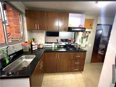 Apartamento de 4 alcobas en venta en El Batán, Bogotá, 76 m² · foto 3 de 15