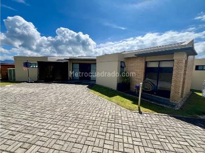 Casa de 4 alcobas en venta en Castillo De Marroquin, Chía, 198 m² · foto 3 de 20