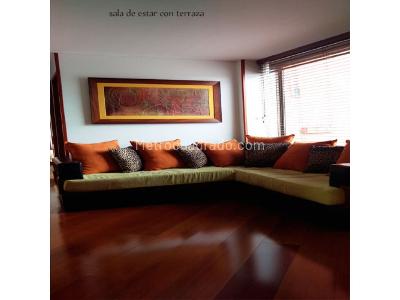 Apartamento de 4 alcobas en venta en Santa Paula, Bogotá, 188 m² · foto 2 de 13